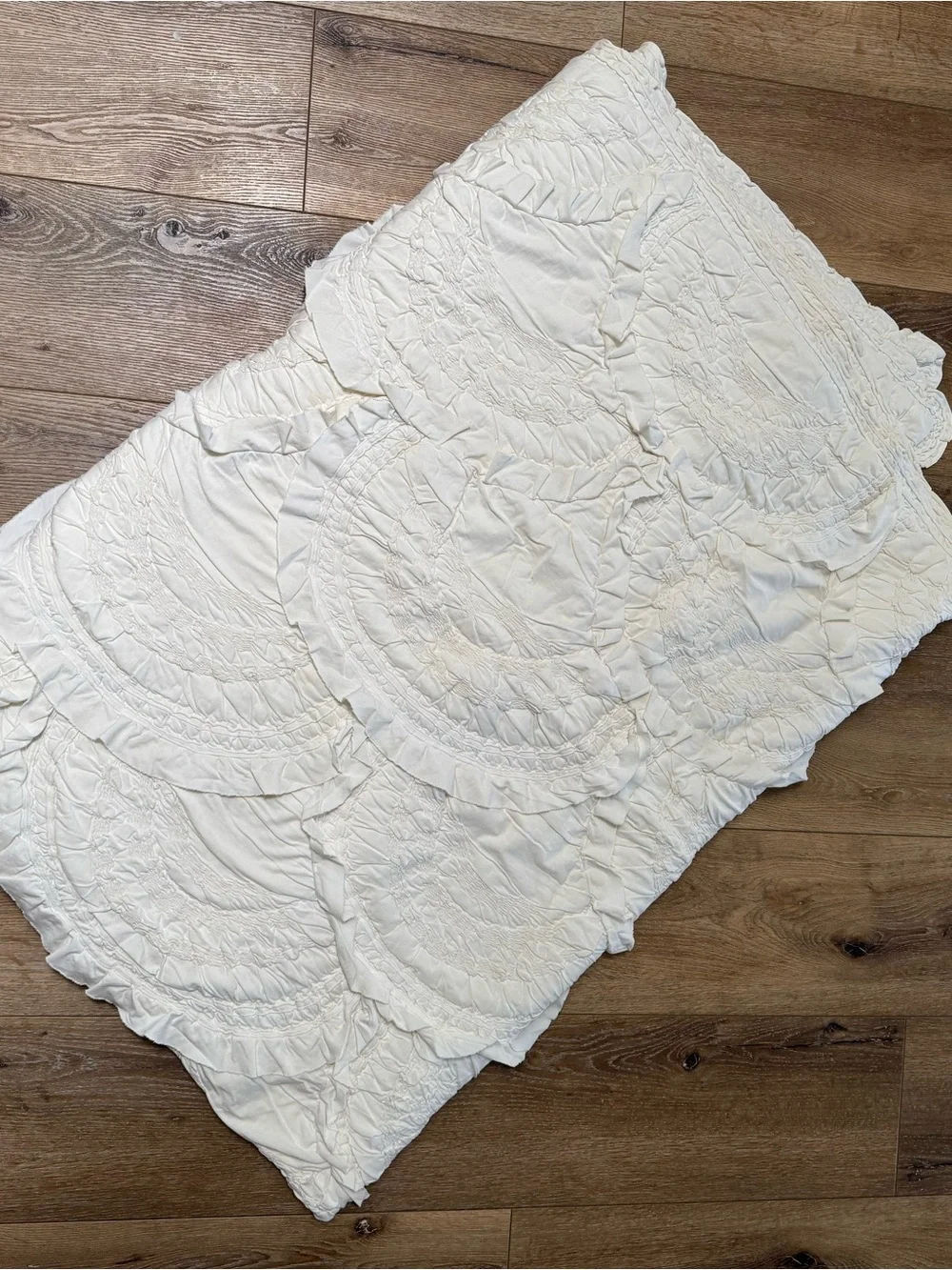 Anthropologie Rivulets King quilt and 2 king shams